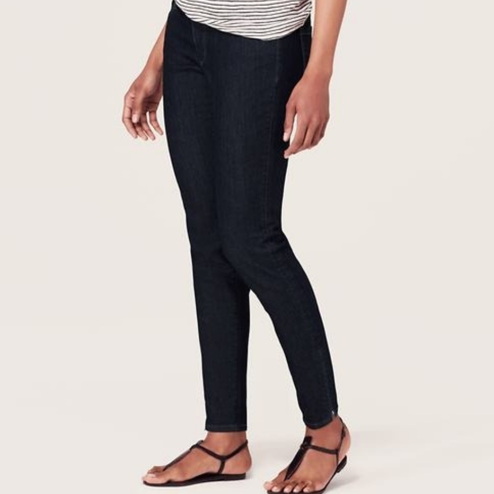Modern skinny ankle LOFT jeans with zipper detail